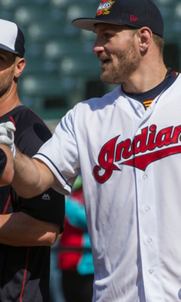 UFC champ Miocic hits home run in BP with Indians